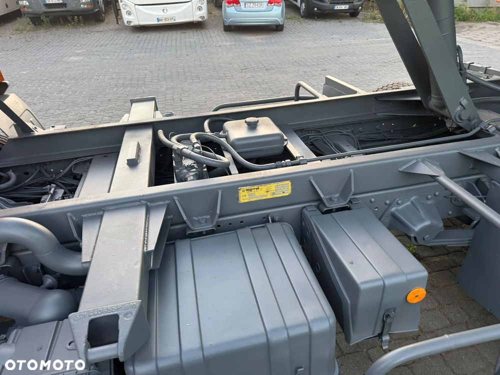 Iveco Eurocargo 100E15 Wywrotka 3 stronna - 18