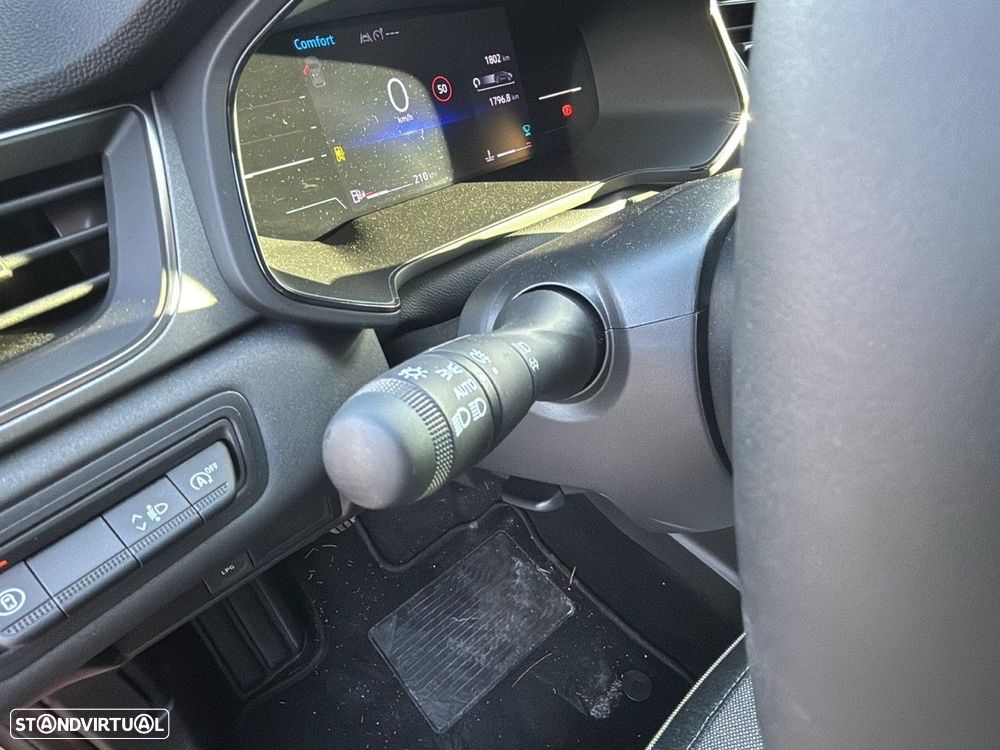 Renault Captur 1.0 TCe Techno Bi-Fuel - 19