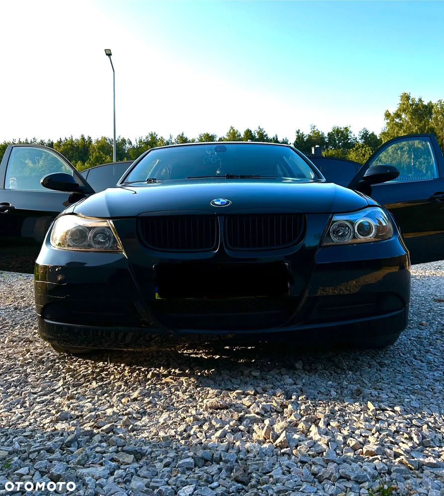 BMW Seria 3 318i - 3