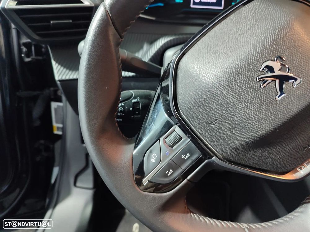 Peugeot e-2008 50 kWh Active Pack - 33