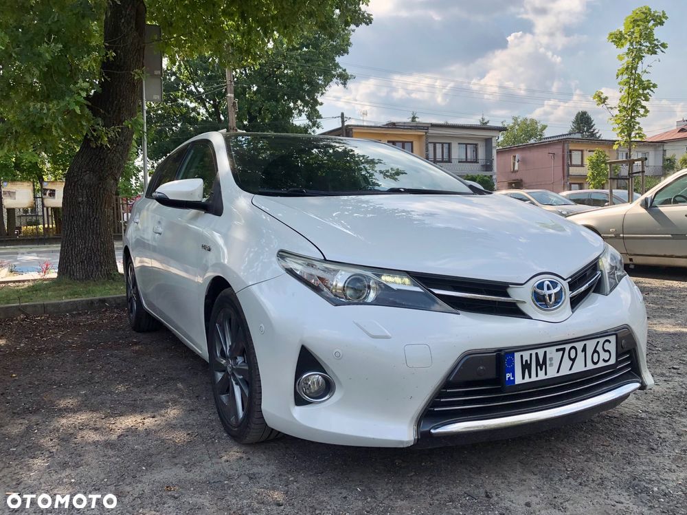 Toyota Auris - 1