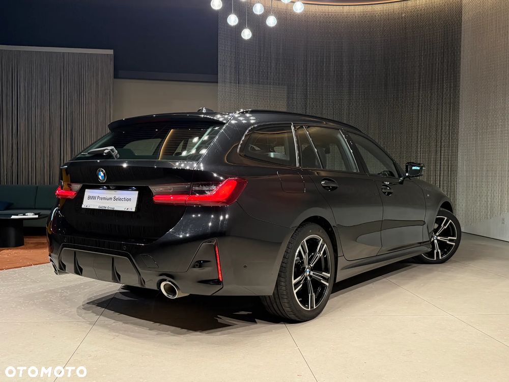 BMW Seria 3 320d xDrive mHEV M Sport - 5