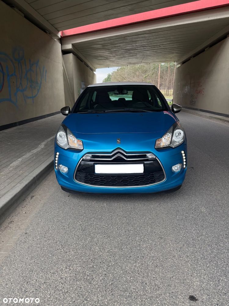 Citroën DS3 e-HDi 90 FAP SoChic - 4