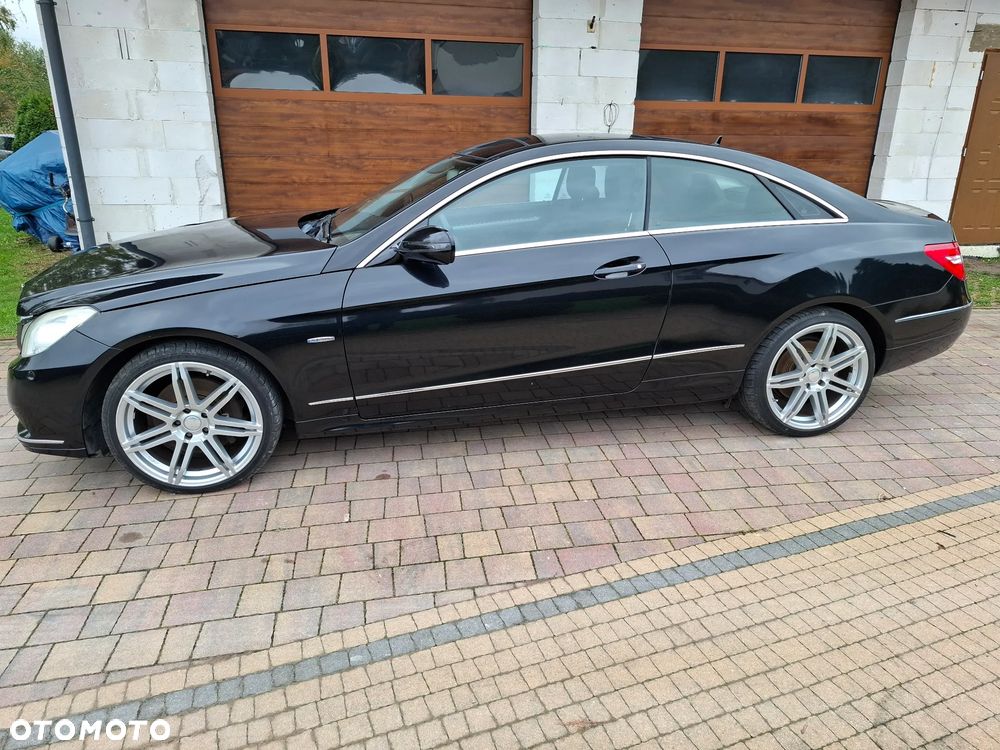 Mercedes-Benz Klasa E - 14
