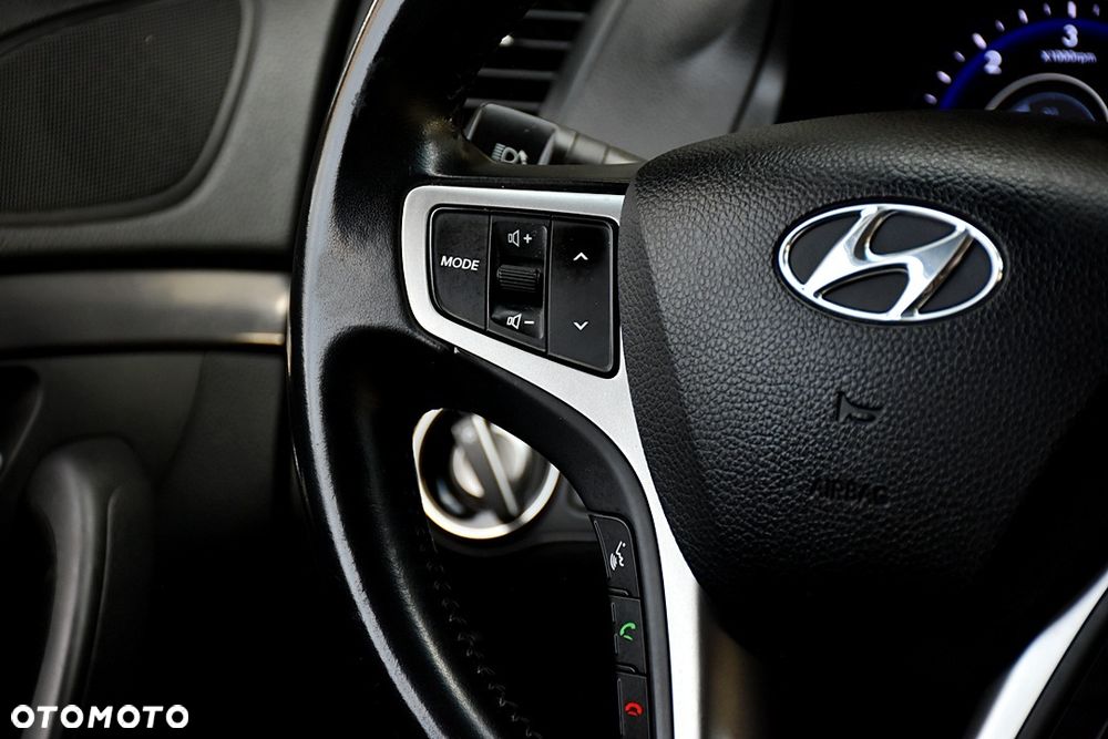 Hyundai i40 1.7 CRDi Comfort + - 23