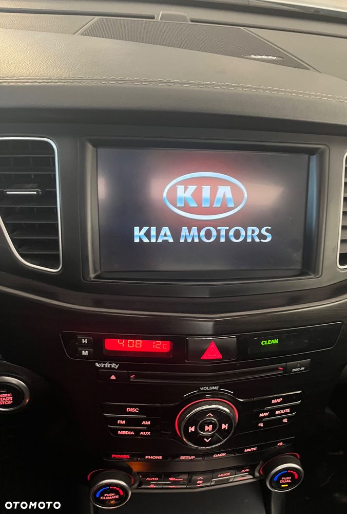 Kia Cadenza - 31