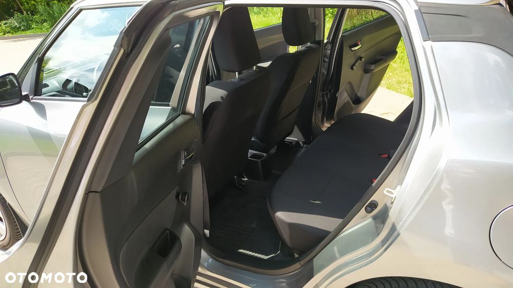 Suzuki Swift - 16