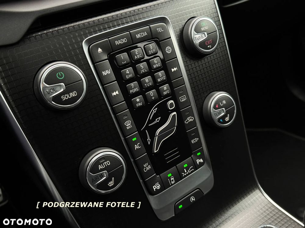 Volvo V40 D3 Geartronic RDesign - 26