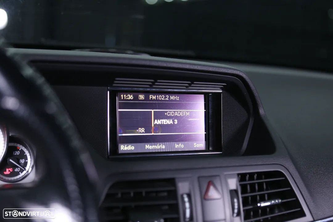 Mercedes-Benz E 250 CDi Avantgarde BlueEfficiency - 16
