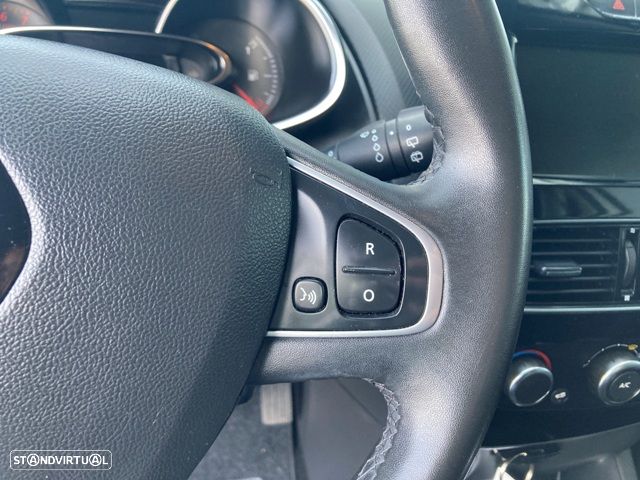 Renault Clio TCe 90 Limited - 11