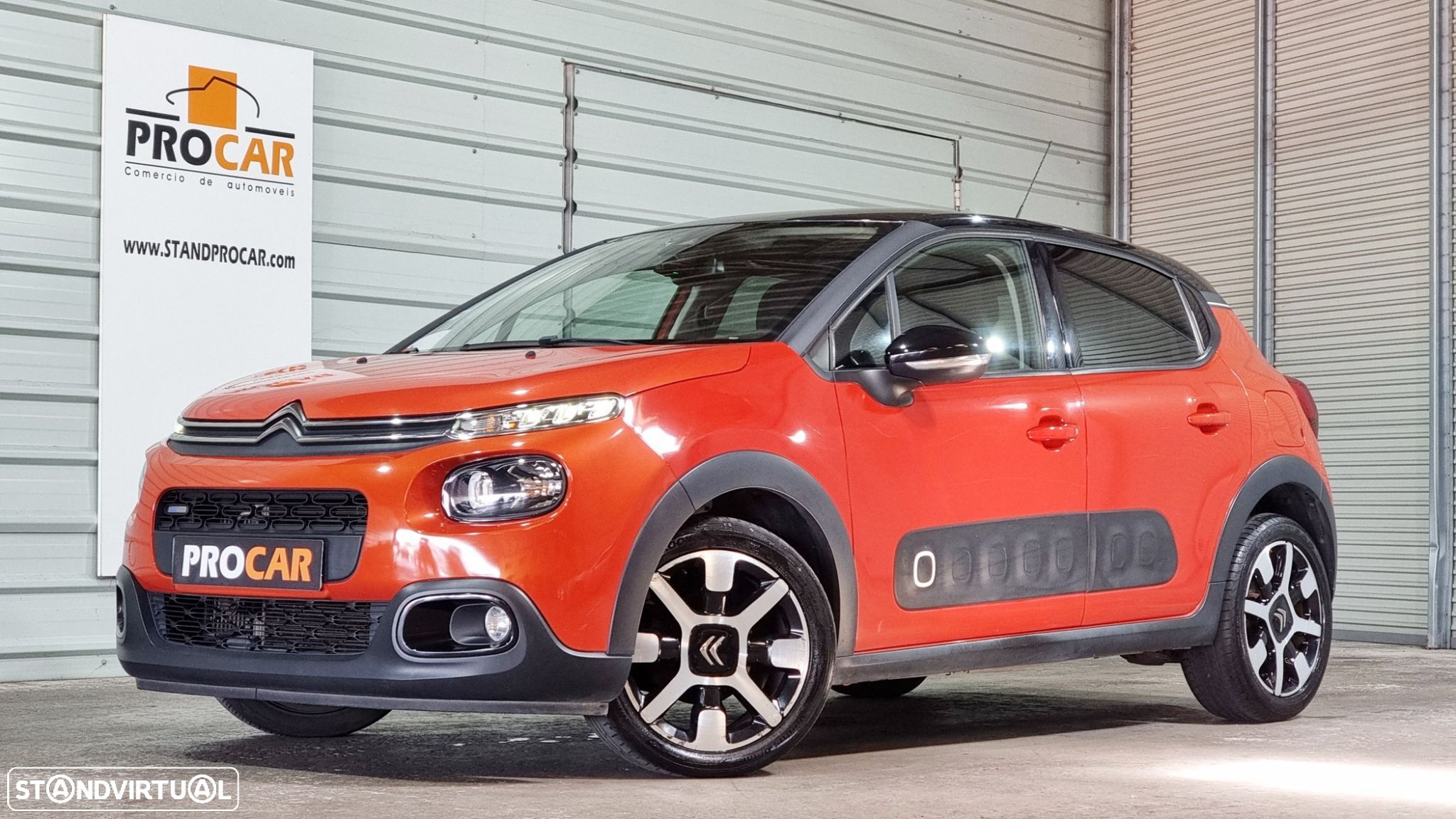 Citroën C3 1.2 PureTech Shine - 1