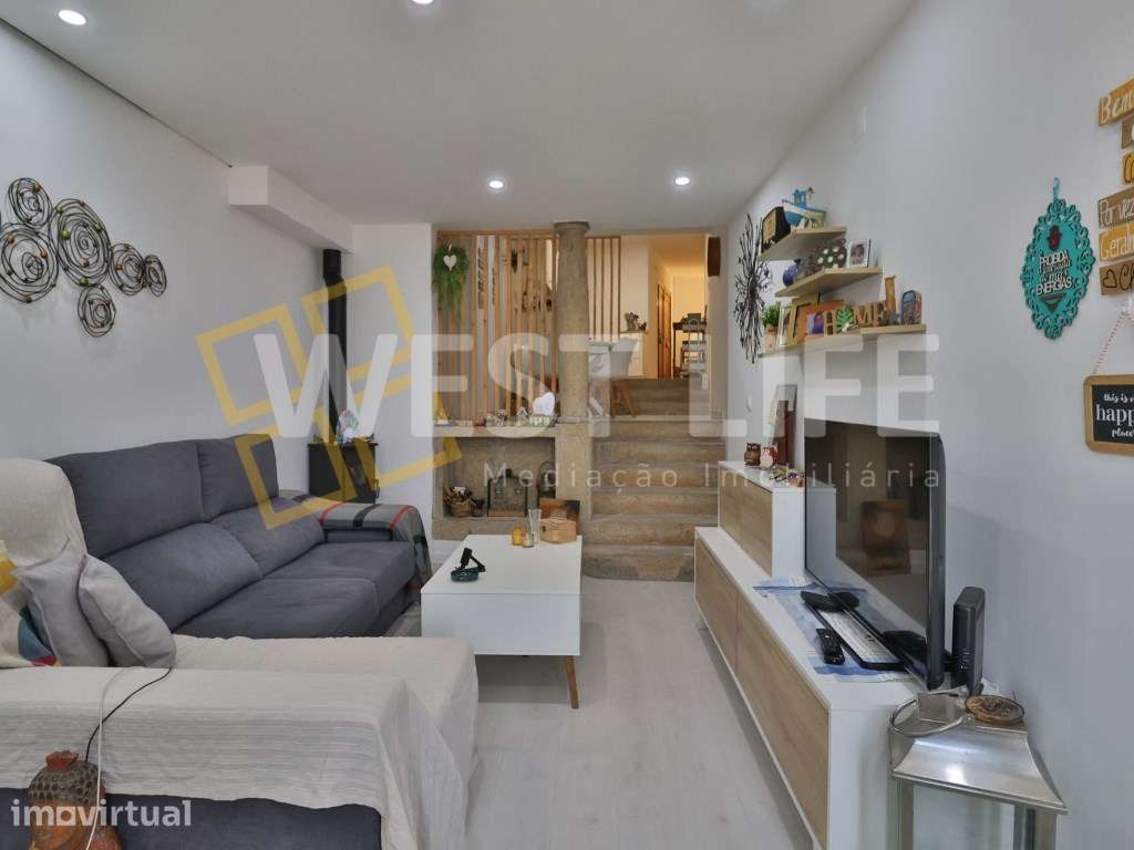 Moradia Típica de Aldeia T2+1 Renovada | EXCLUSIVO WEST LIFE | Chan... - Grande imagem: 4/25