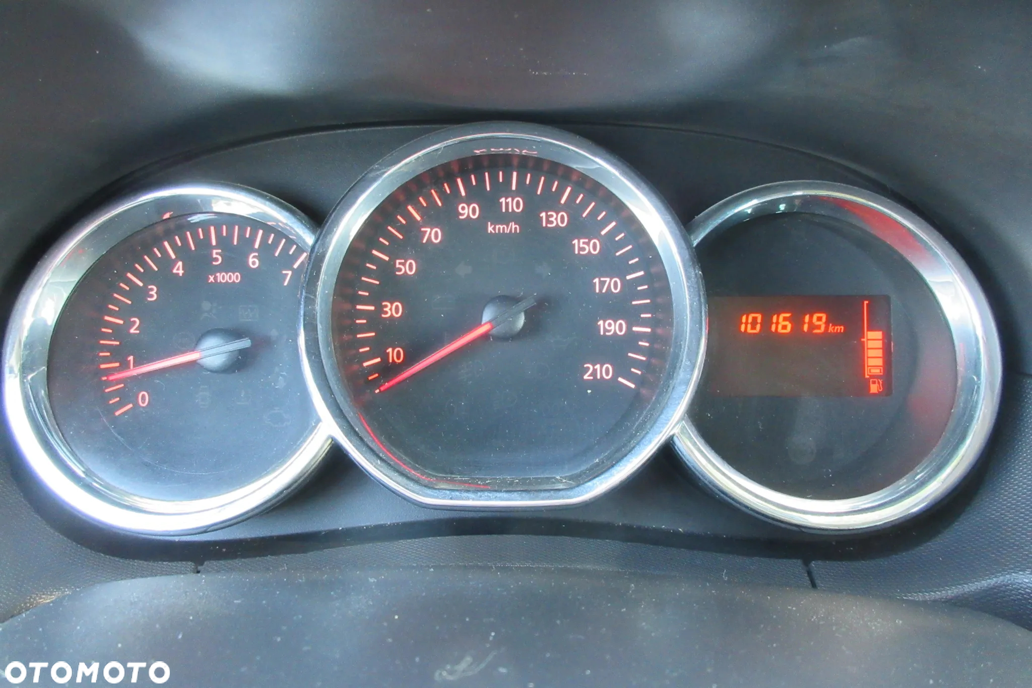 Dacia Duster 1.2 TCe Laureate - 12
