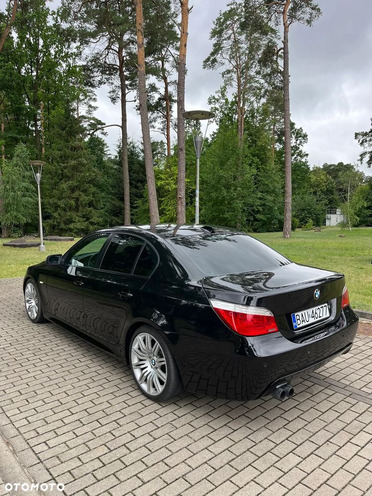 BMW Seria 5 550i Sport-Aut - 7