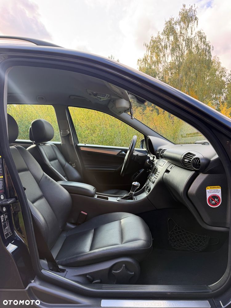 Mercedes-Benz Klasa C 320 CDI 7G-TRONIC Avantgarde - 7
