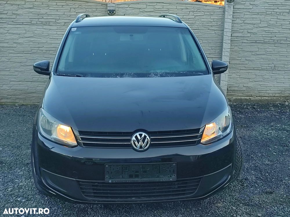 Volkswagen Touran - 3