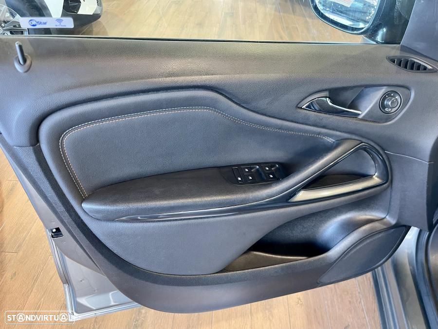 Opel Zafira 1.6 CDTi Innovation S/S - 25