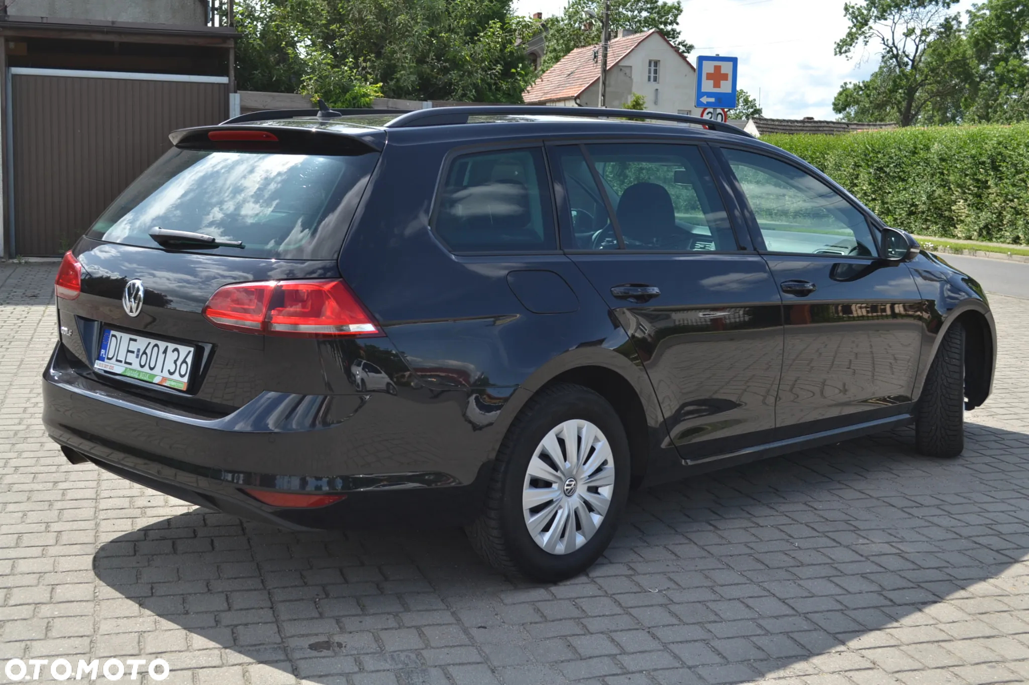 Volkswagen Golf VI 1.2 TSI BlueMot Comfortline - 5