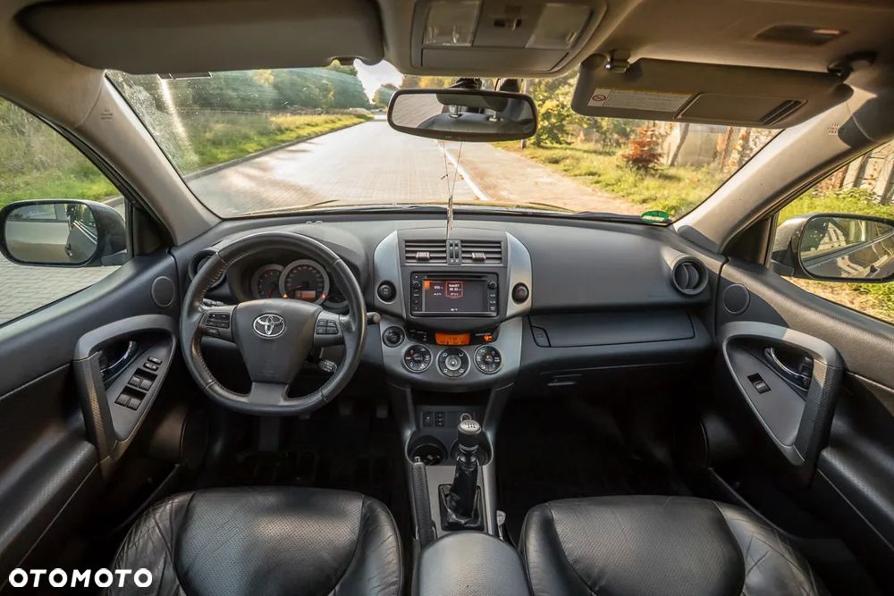 Toyota RAV4 2.2 D-CAT 4x4 Executive - 33