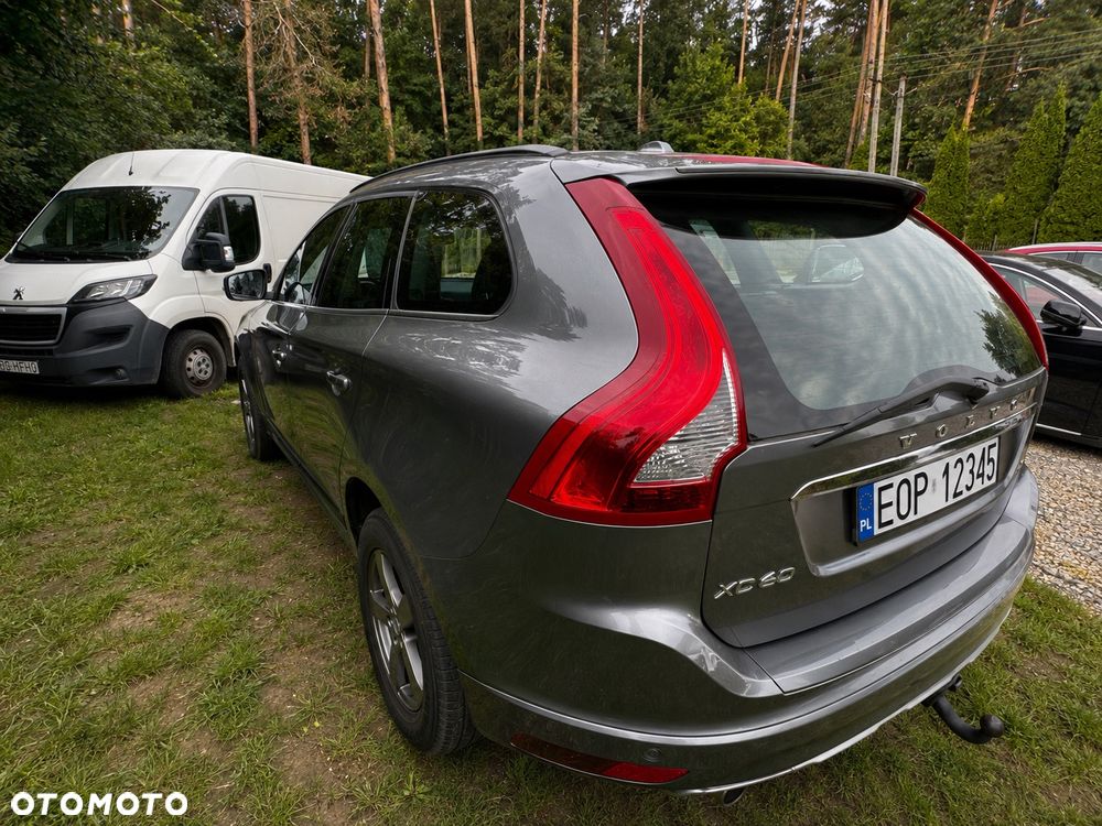 Volvo XC 60 D3 Drive-E Momentum - 4