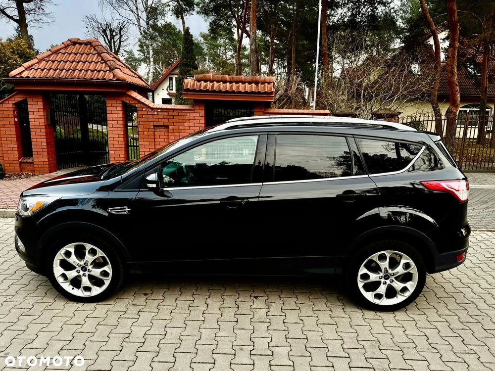 Ford Escape 2.0 EcoBoost AWD Titanium - 6
