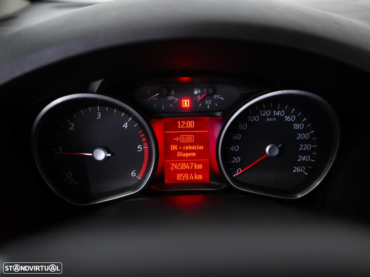 Ford S-Max - 19
