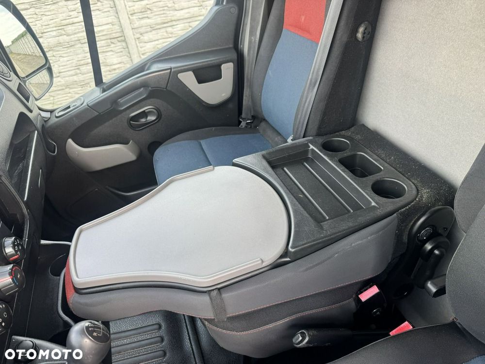Renault Master - 11