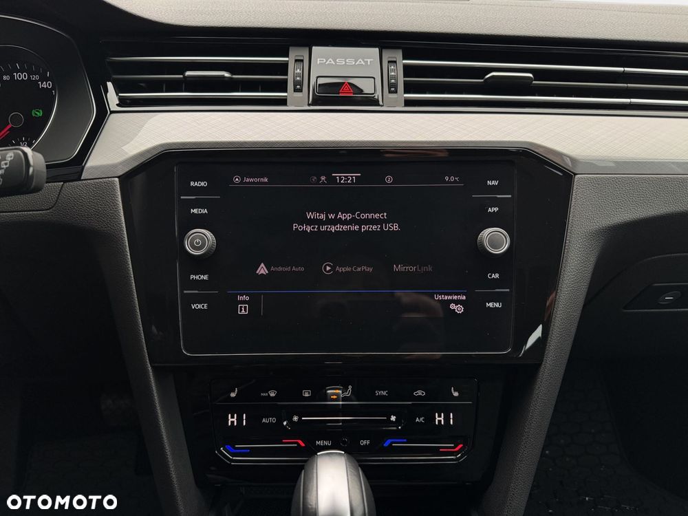 Volkswagen Passat Variant 2.0 TSI Business DSG - 21