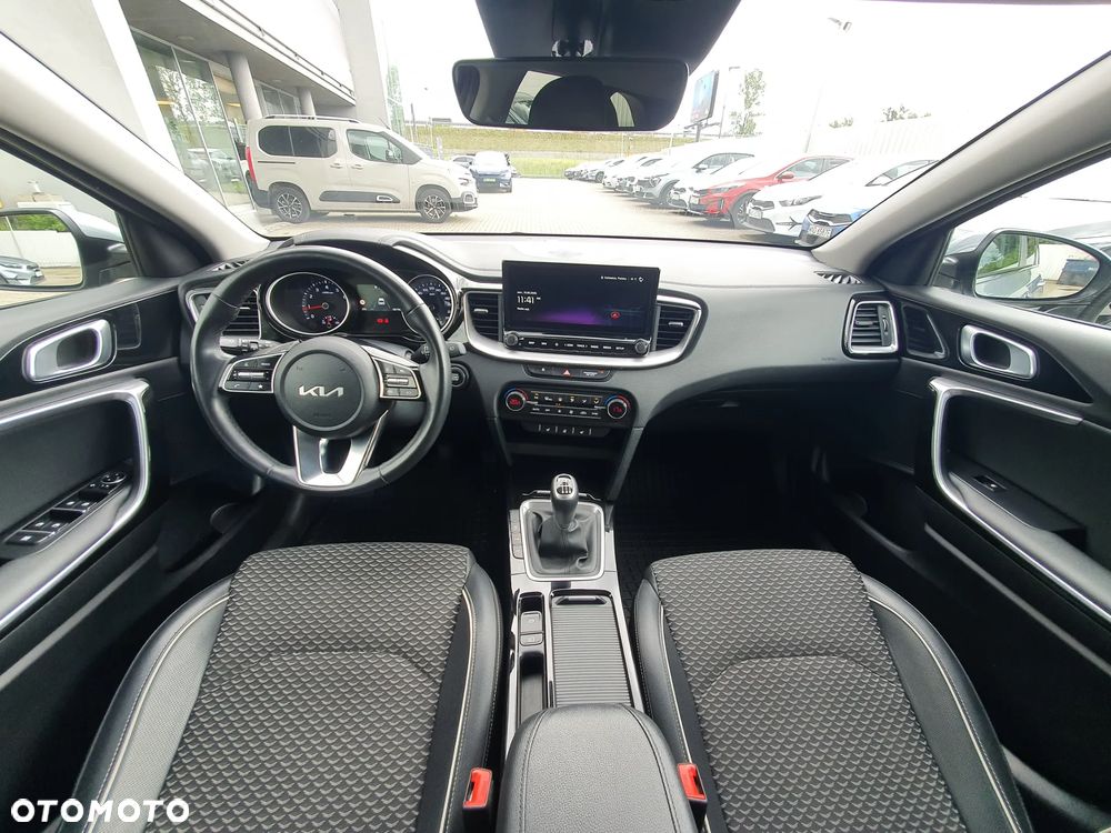 Kia Ceed 1.5 T-GDI Tribute - 30