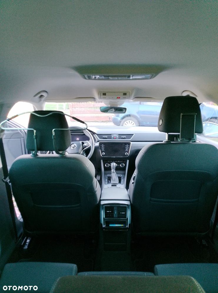 Skoda Superb 2.0 TDI SCR Style DSG - 10