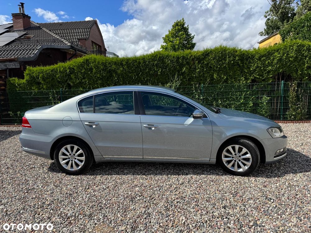 Volkswagen Passat 2.0 TDI Comfortline DSG - 3