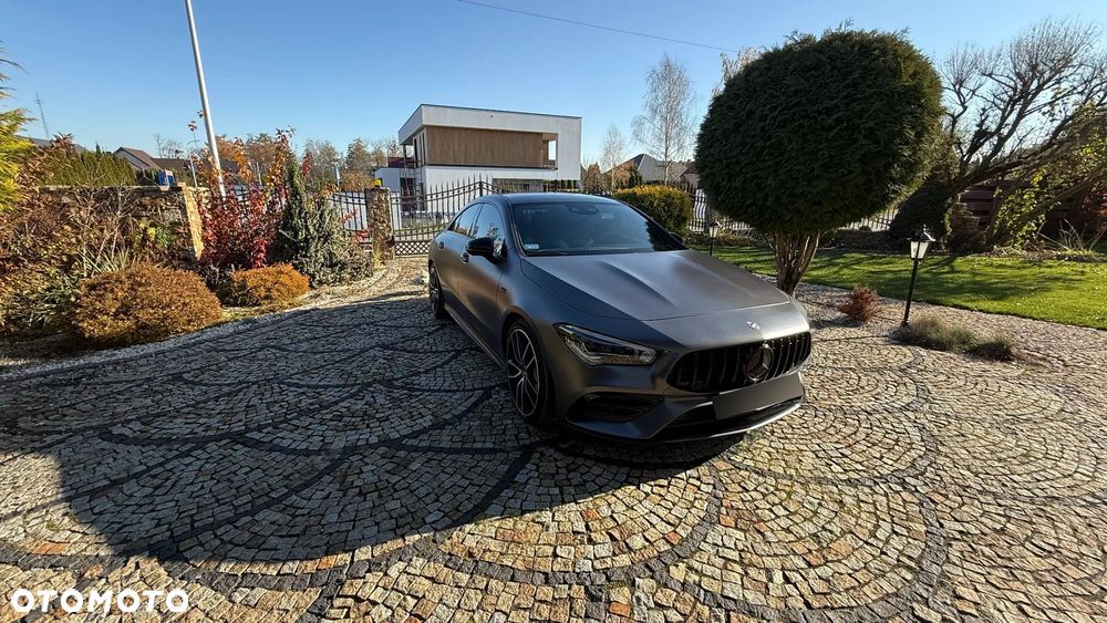 Mercedes-Benz CLA AMG 35 4-Matic 7G-DCT - 2