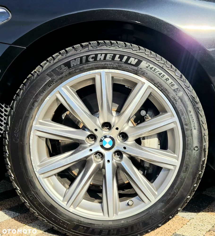 BMW Seria 5 530d xDrive Sport Line - 36