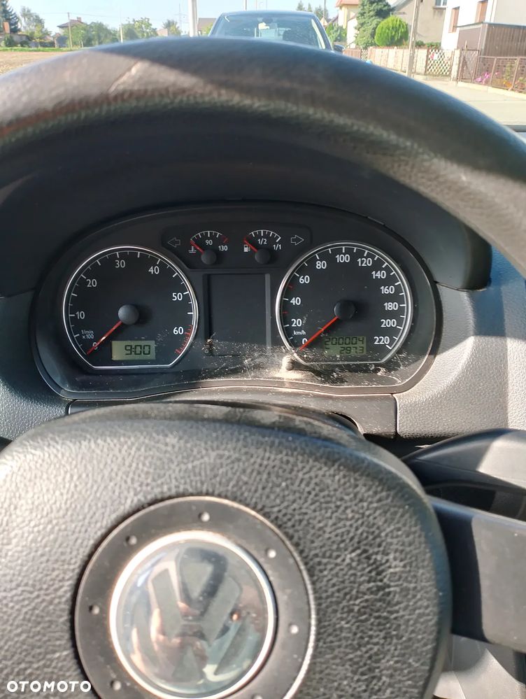 Volkswagen Polo - 6