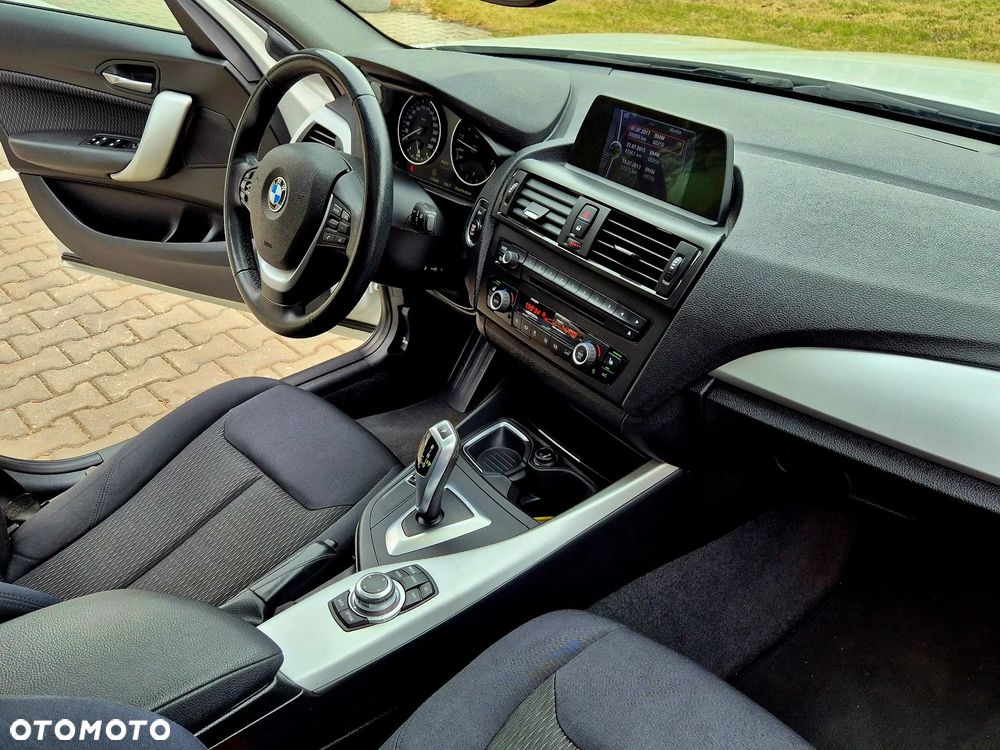 BMW Seria 1 118i Sport Line - 34