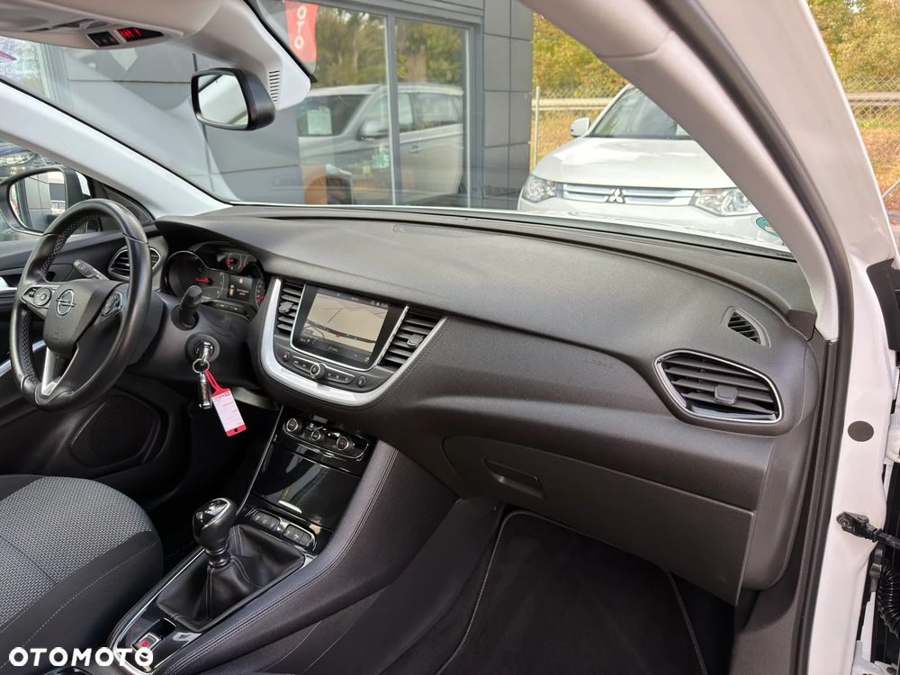 Opel Grandland X 1.2 T Innovation S&S - 27