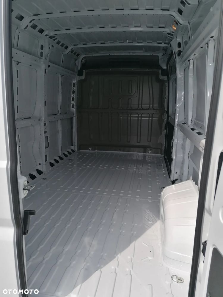 Peugeot Boxer Furgon L3H2 333 2.2 HDi 140KM 2024 Kamera/Fotel bujany/Drzwi 270 - 9