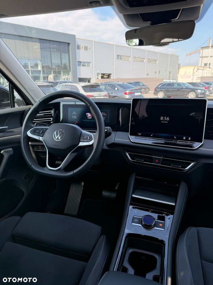 Volkswagen Tiguan - 25