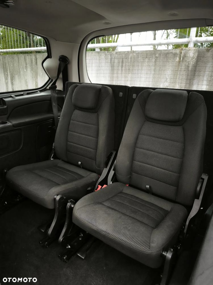 Ford Galaxy 2.0 TDCi Titanium - 13
