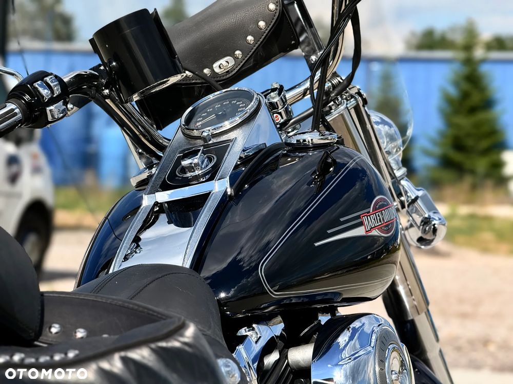 Harley-Davidson Softail Heritage Classic - 26
