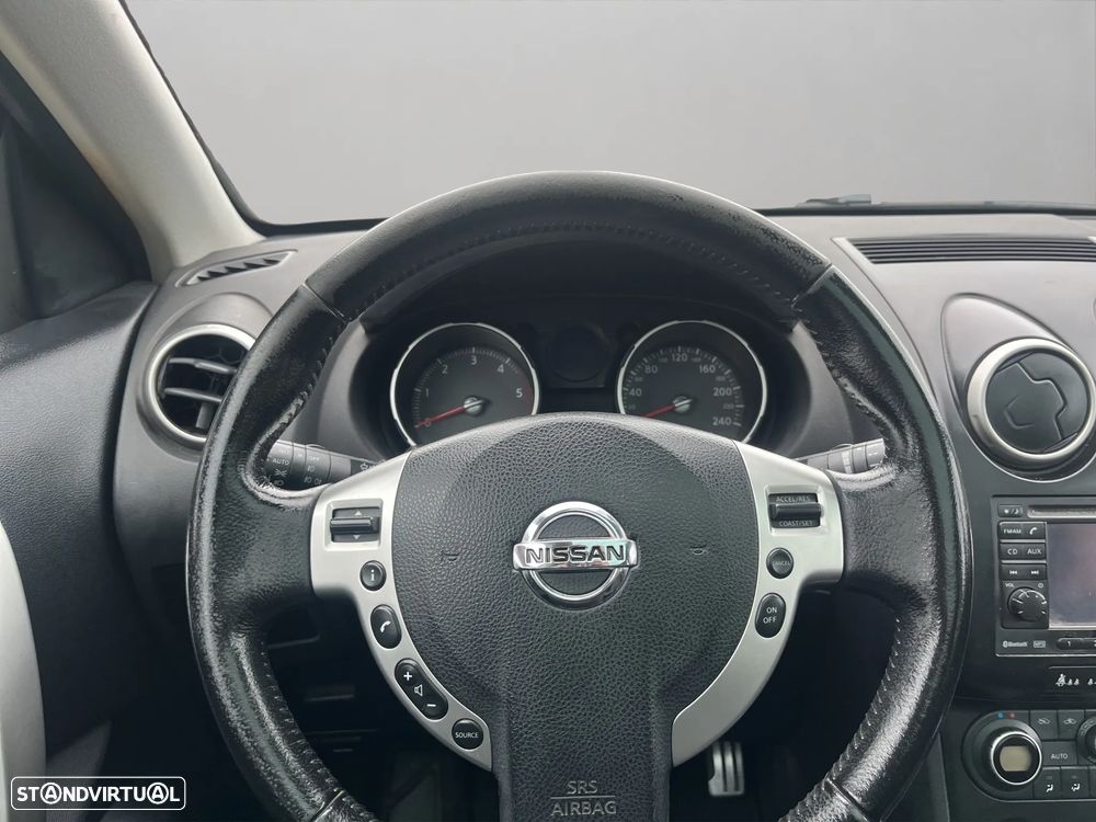 Nissan Qashqai +2 1.5 dCi Tekna Premium 17 - 8