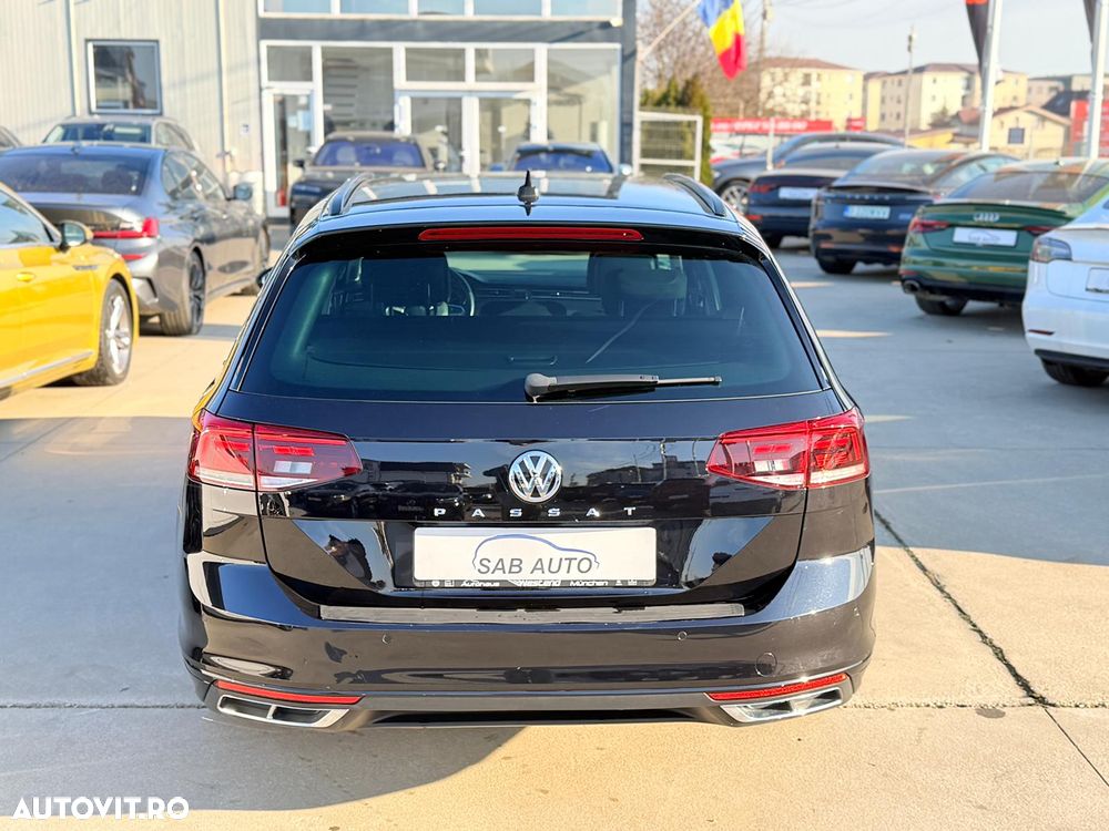 Volkswagen Passat 2.0 TDI DSG Comfortline - 30