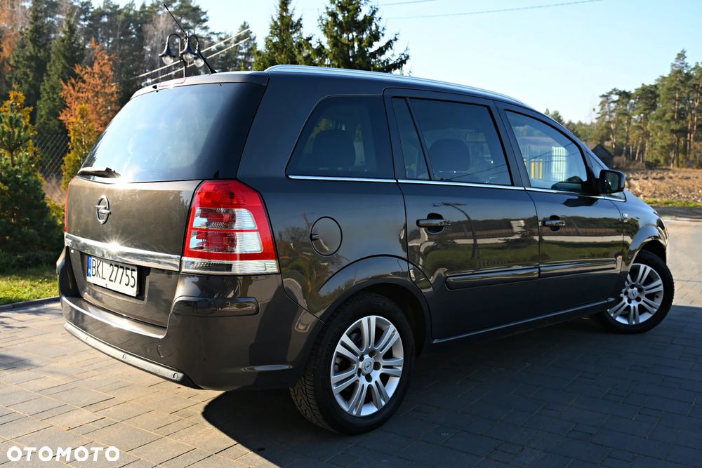 Opel Zafira 1.8 - 5