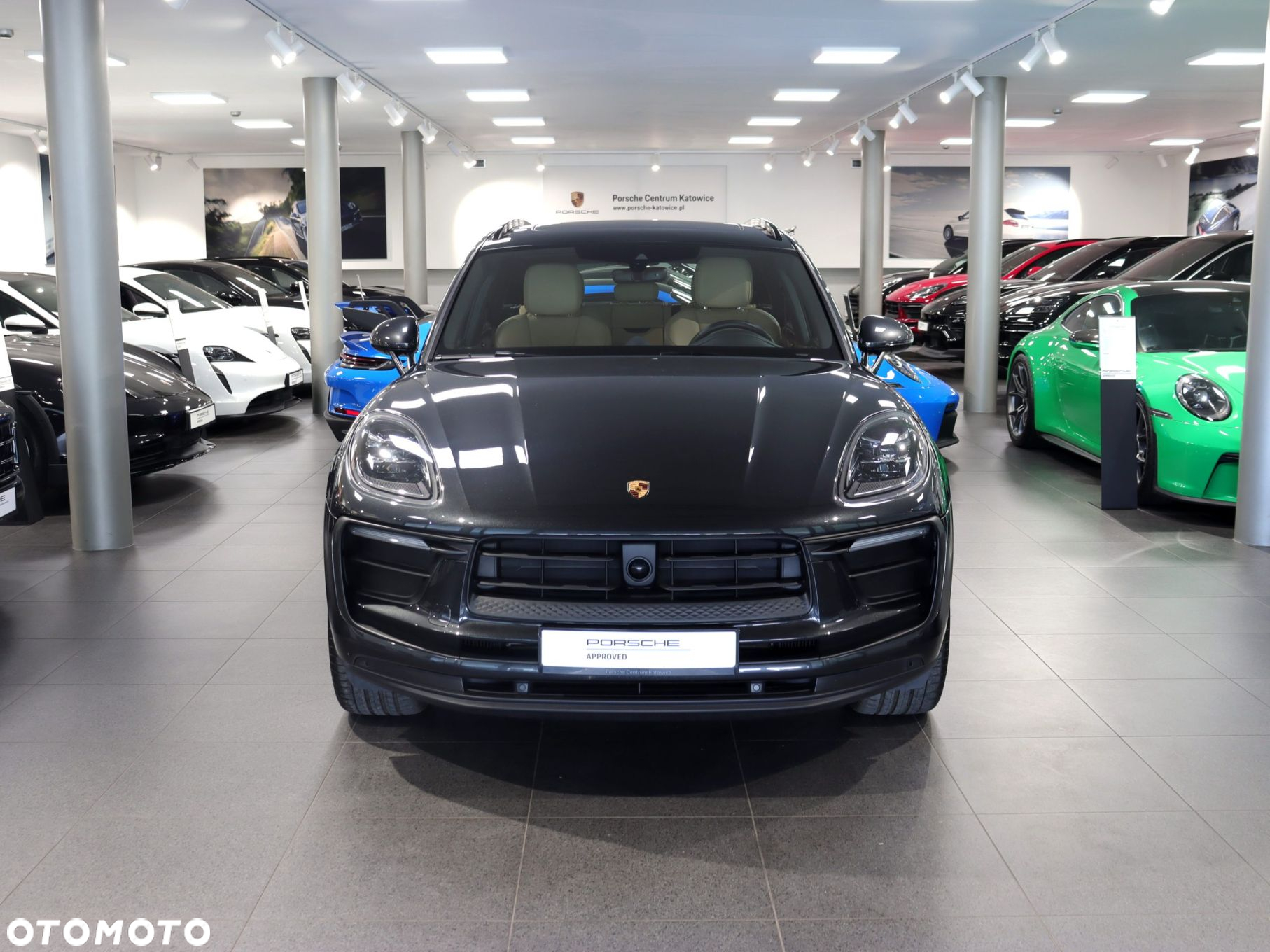 Porsche Macan - 8