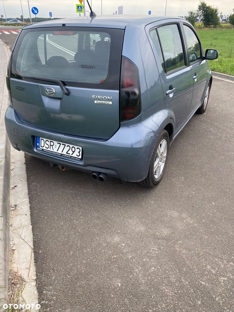 Daihatsu Sirion 1.3 - 4