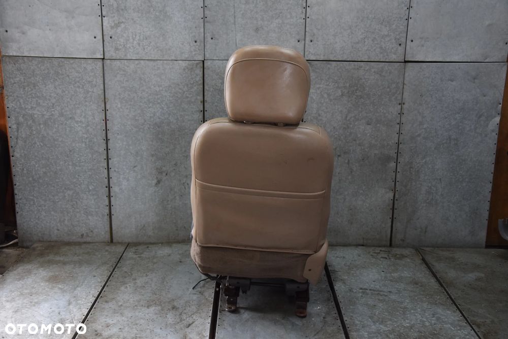 JEEP GRAND CHEROKEE WJ FOTEL PRAWY PRZÓD - 14