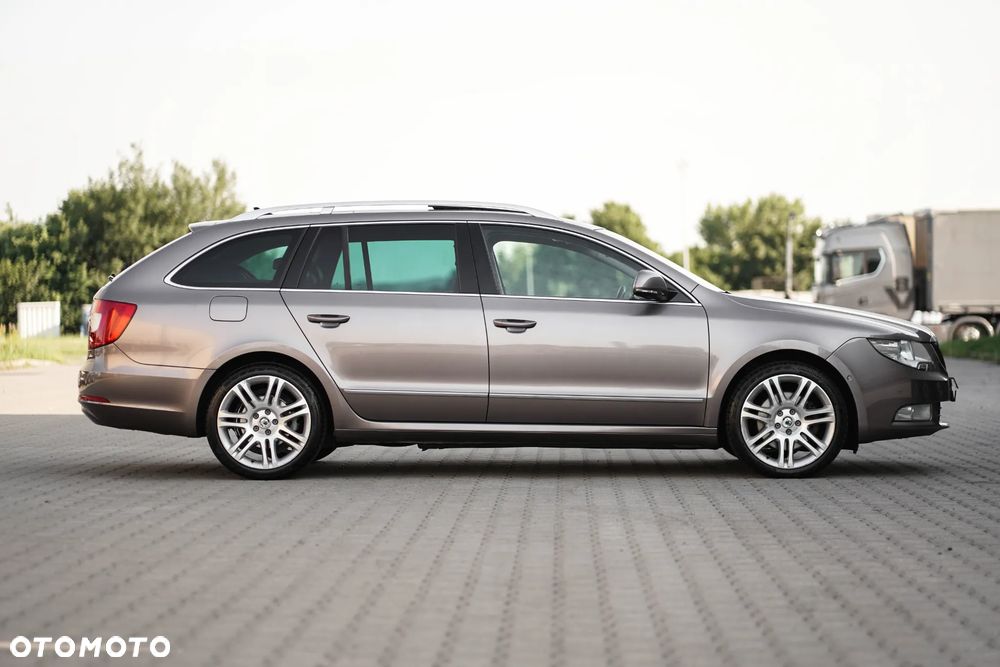 Skoda Superb 2.0 TDI Comfort - 10