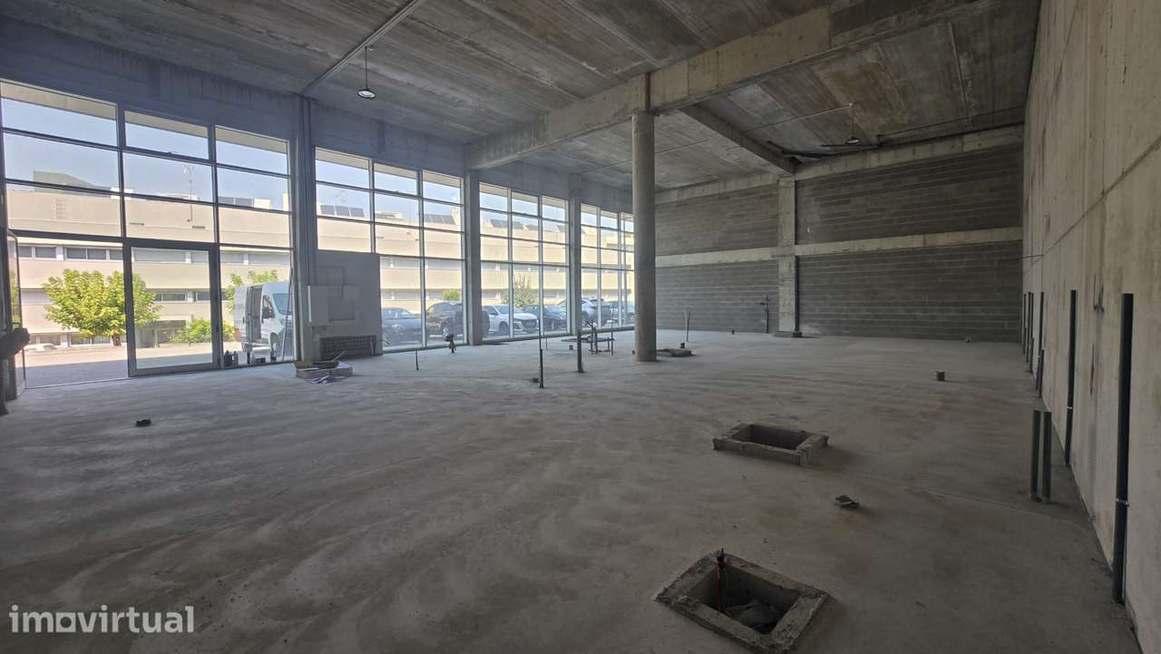 Loja para Arrendamento em Azurém – Guimarães | 278 m² - Grande imagem: 4/13