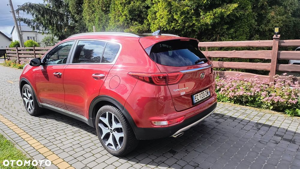 Kia Sportage 2.0 CRDI L AWD - 4