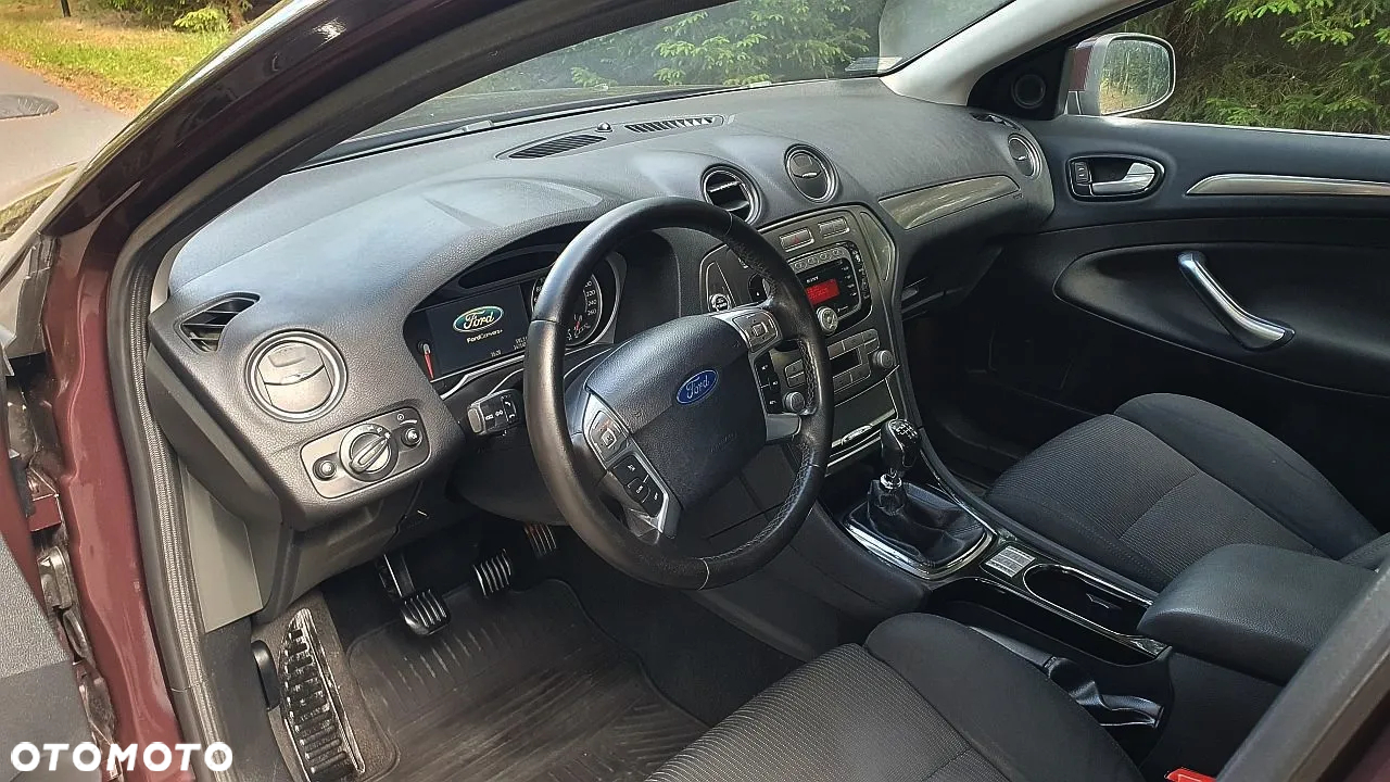 Ford Mondeo 2.0 TDCi Ghia X - 10